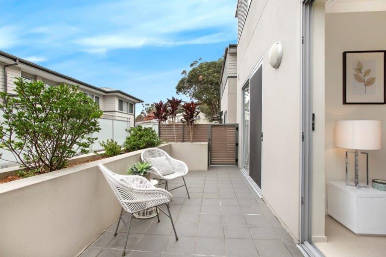 Unit courtyard