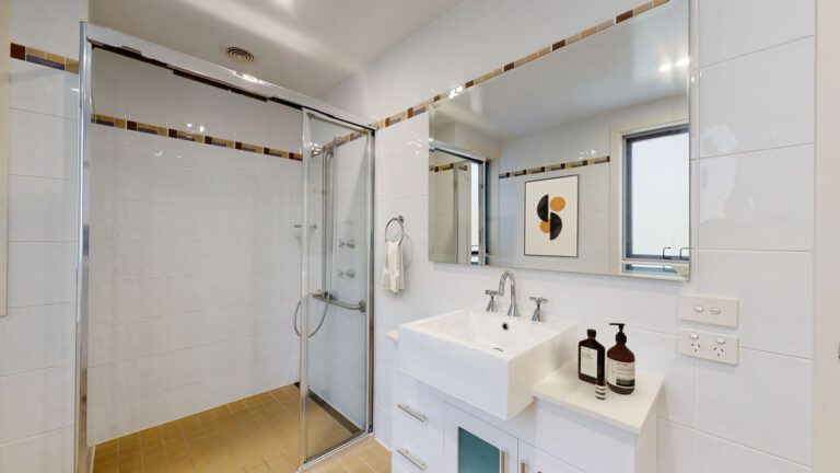 Unit bathroom