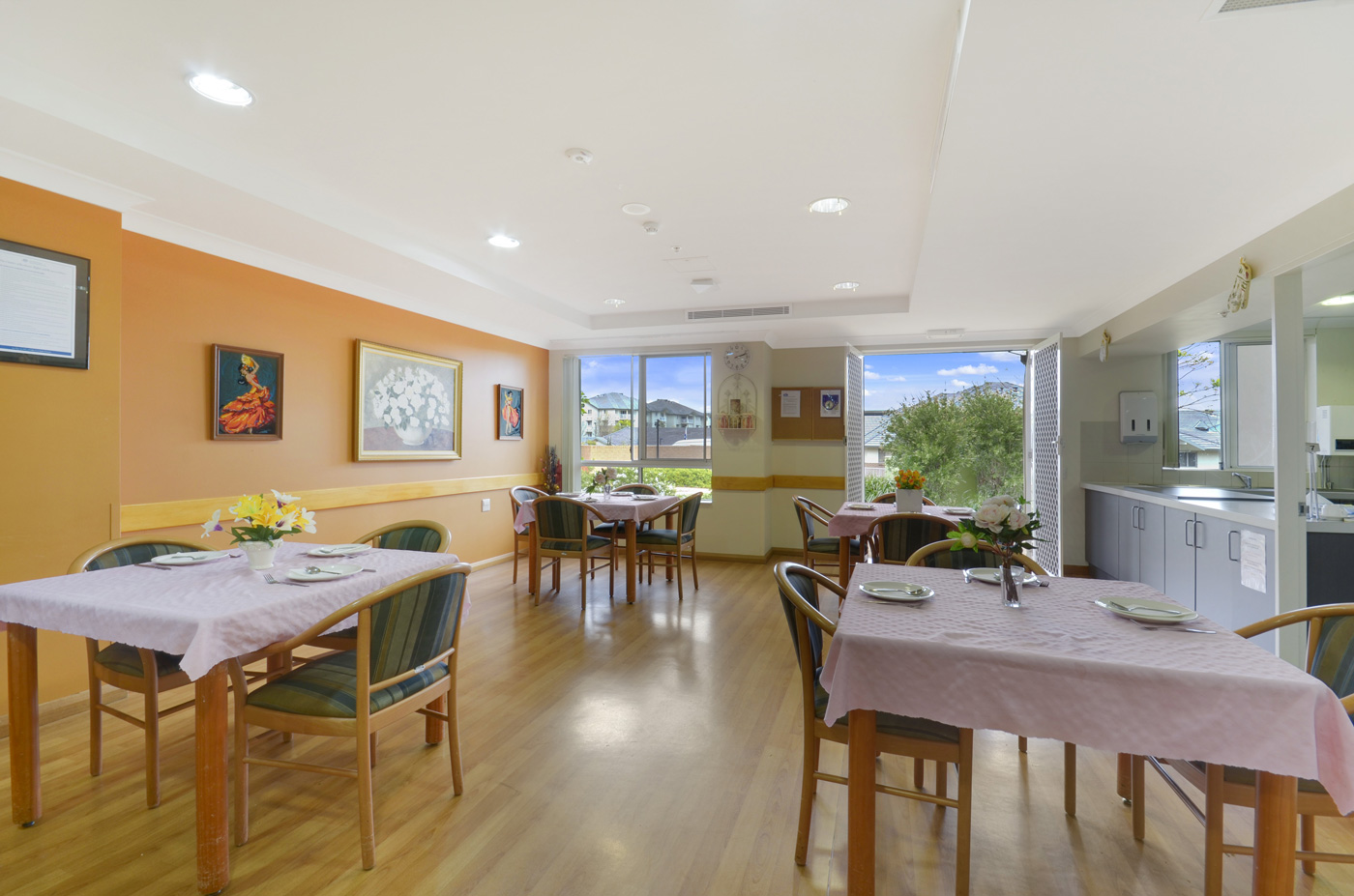 Macarthur-Care-Dining-Room