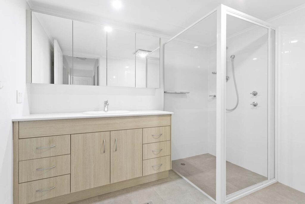 Unit 47 Howard Court bathroom
