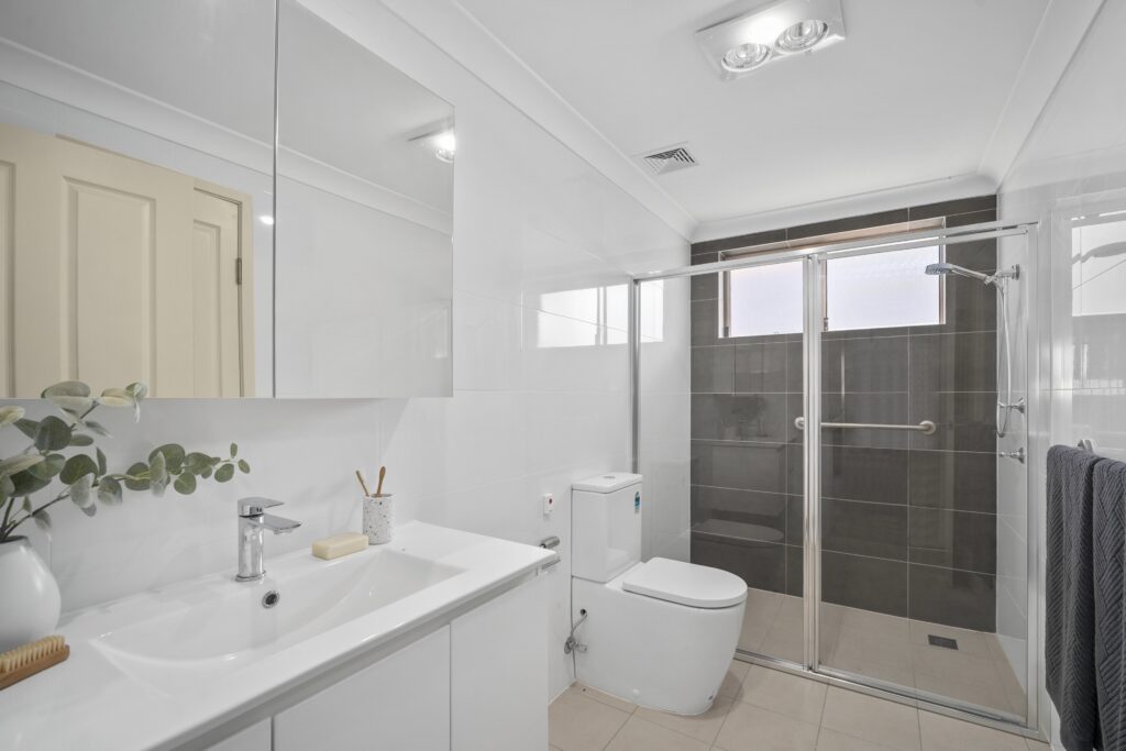Thomas Holt Kirrawee Wentworth Court Unit 6 - bathroom