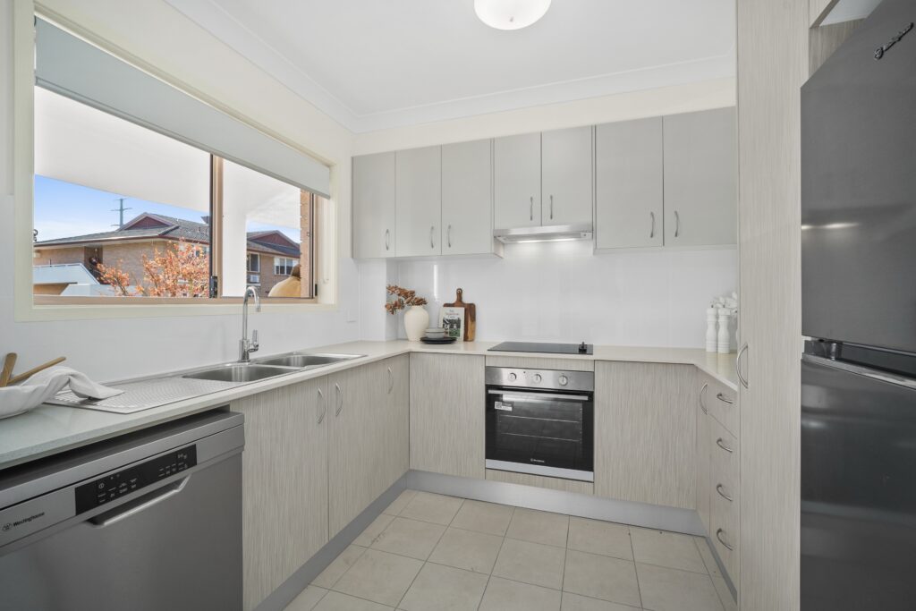 Thomas Holt Kirrawee Wentworth Court Unit 6 - kitchen