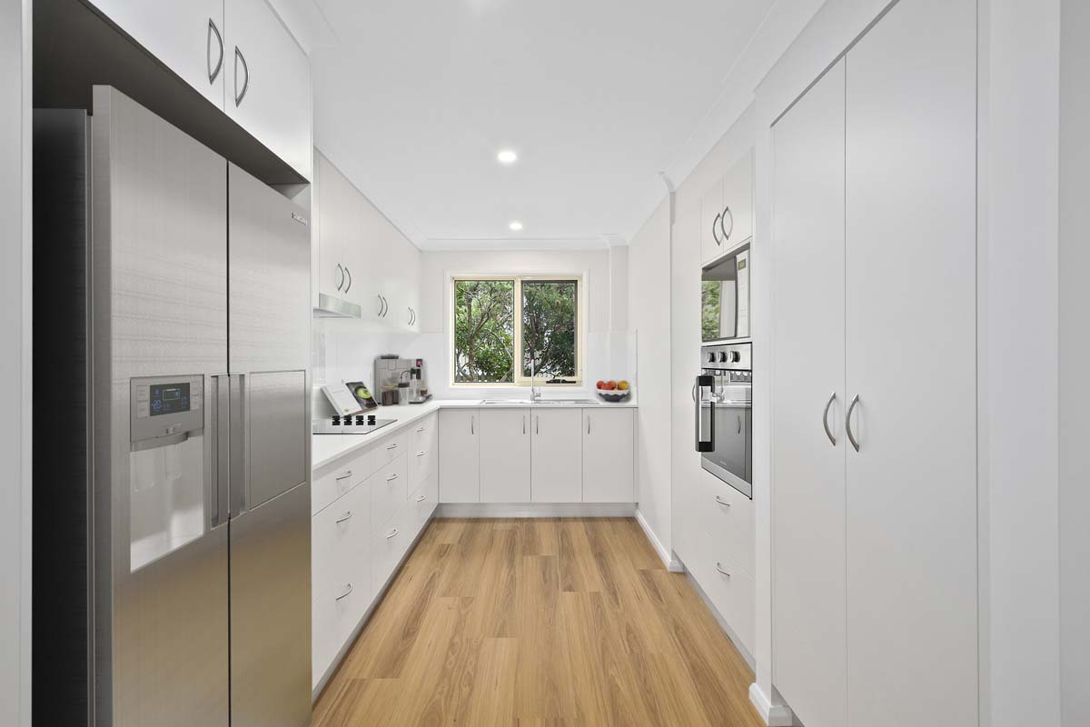 Seaview 41 kitchen