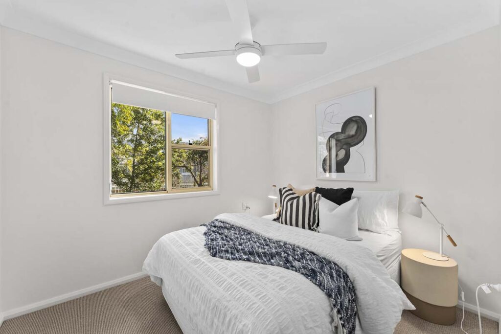 Seaview 11 Staged bed 2