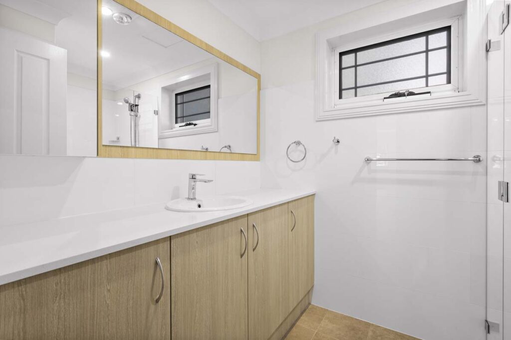 Braeside 46 bathroom