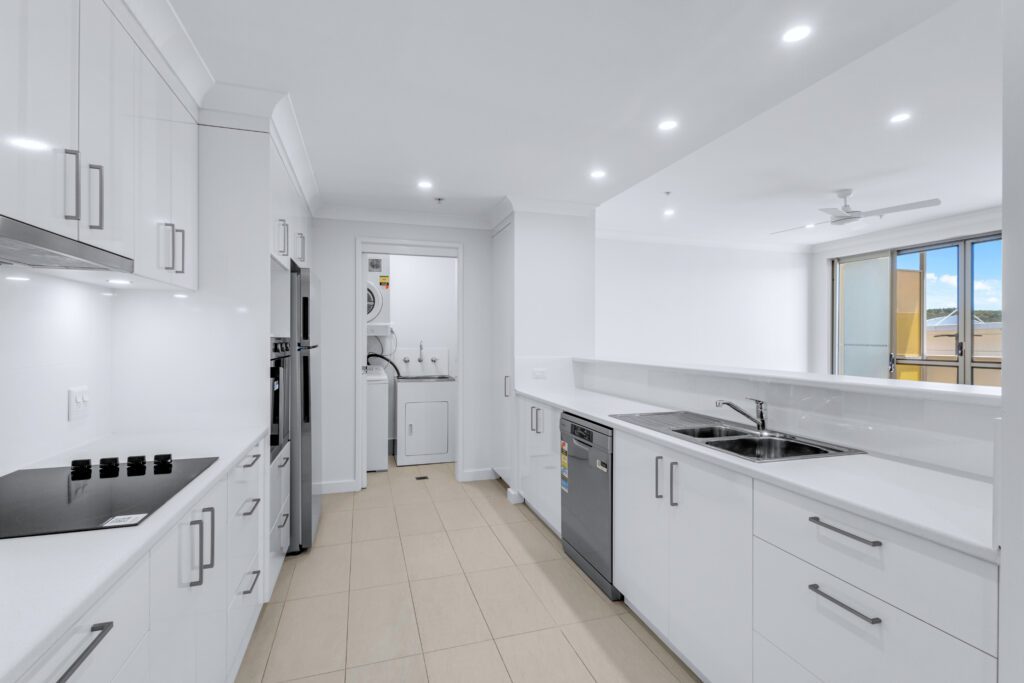 105 The Clyde KITCHEN