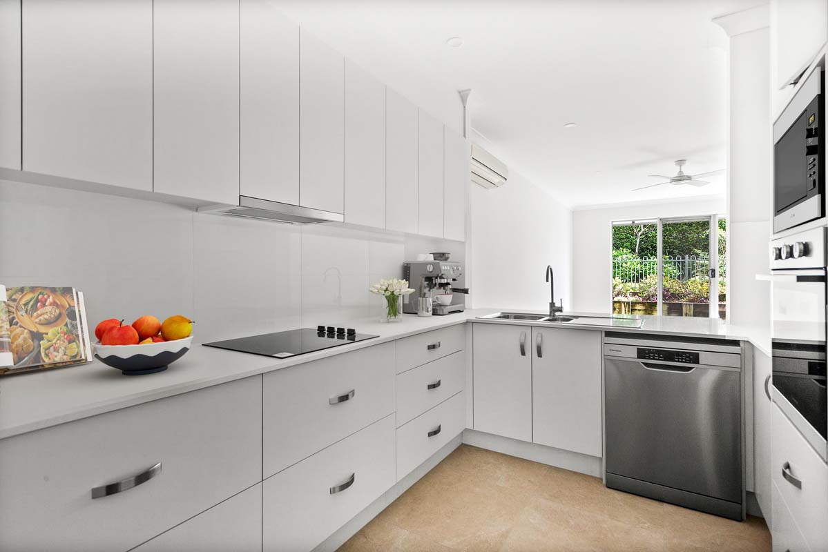 TH Stafford Court Unit 2 kitchen