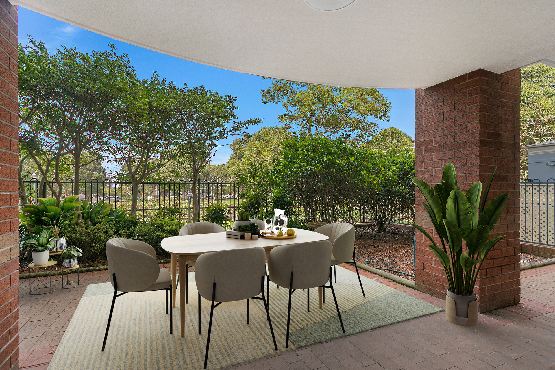 Unit 6 Howard Court alfresco area
