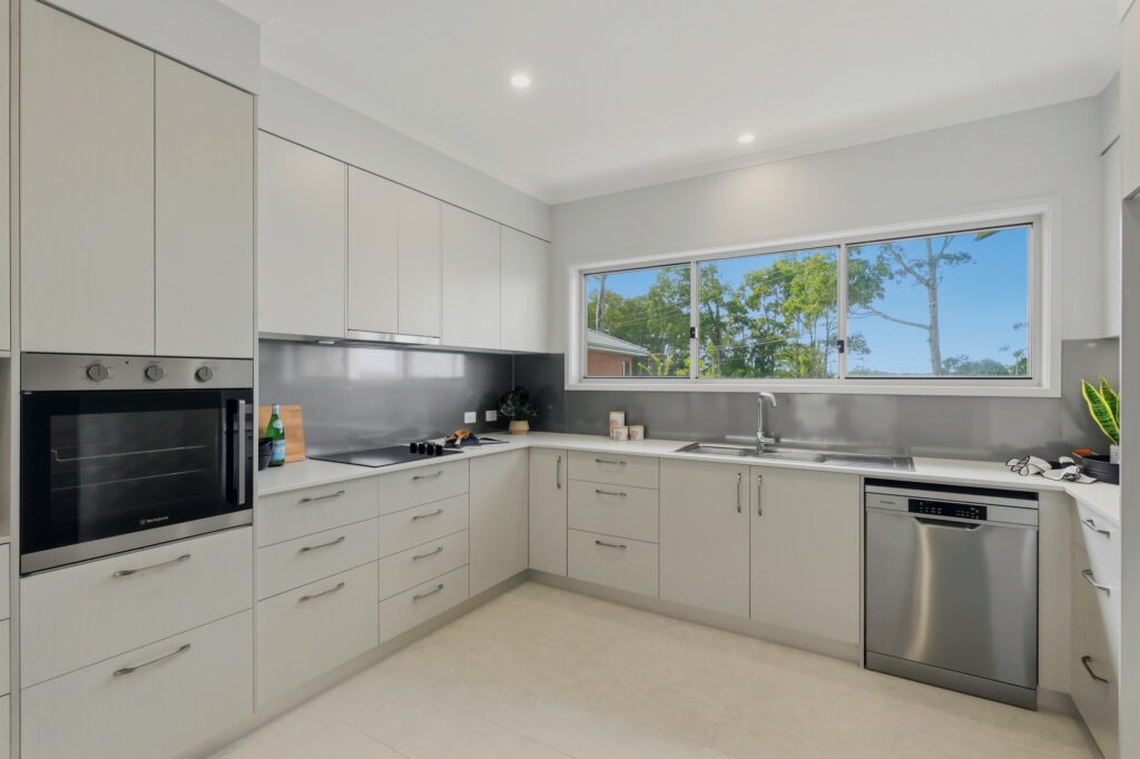 SGB 132 STAGED KITCHEN