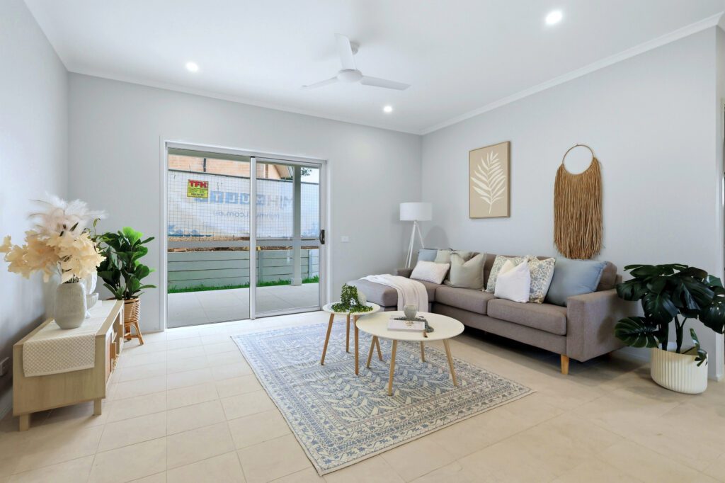 SGB 133 STAGED LOUNGE (2)