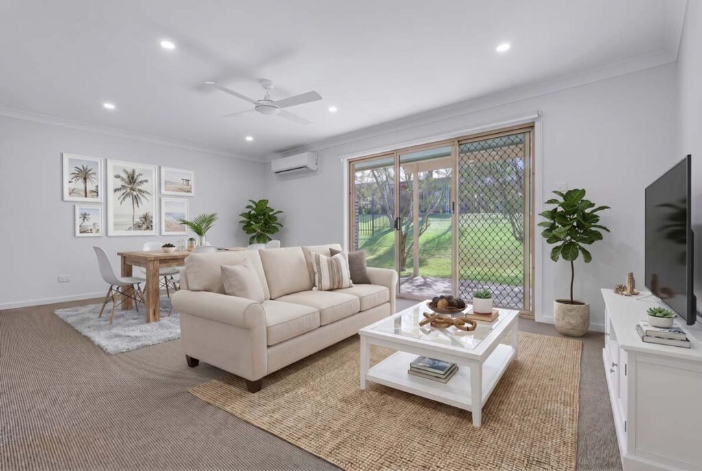 136 Culburra LIVING