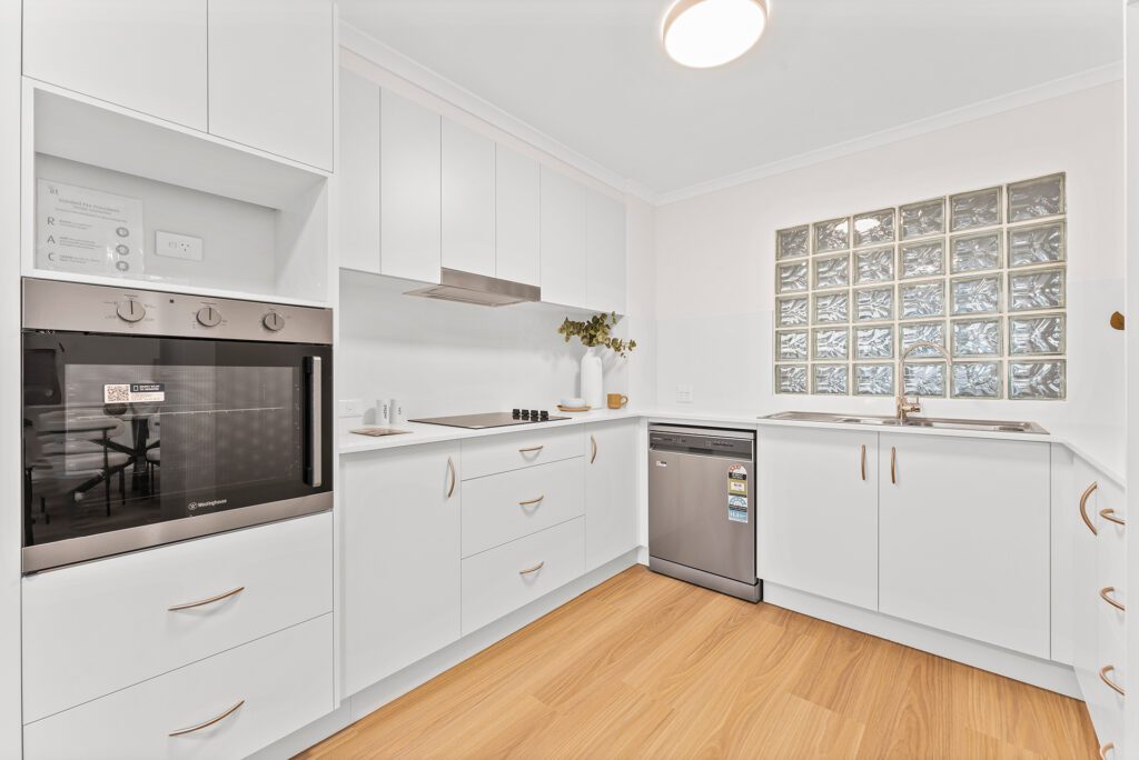 Harbourside 34 staged kitchen