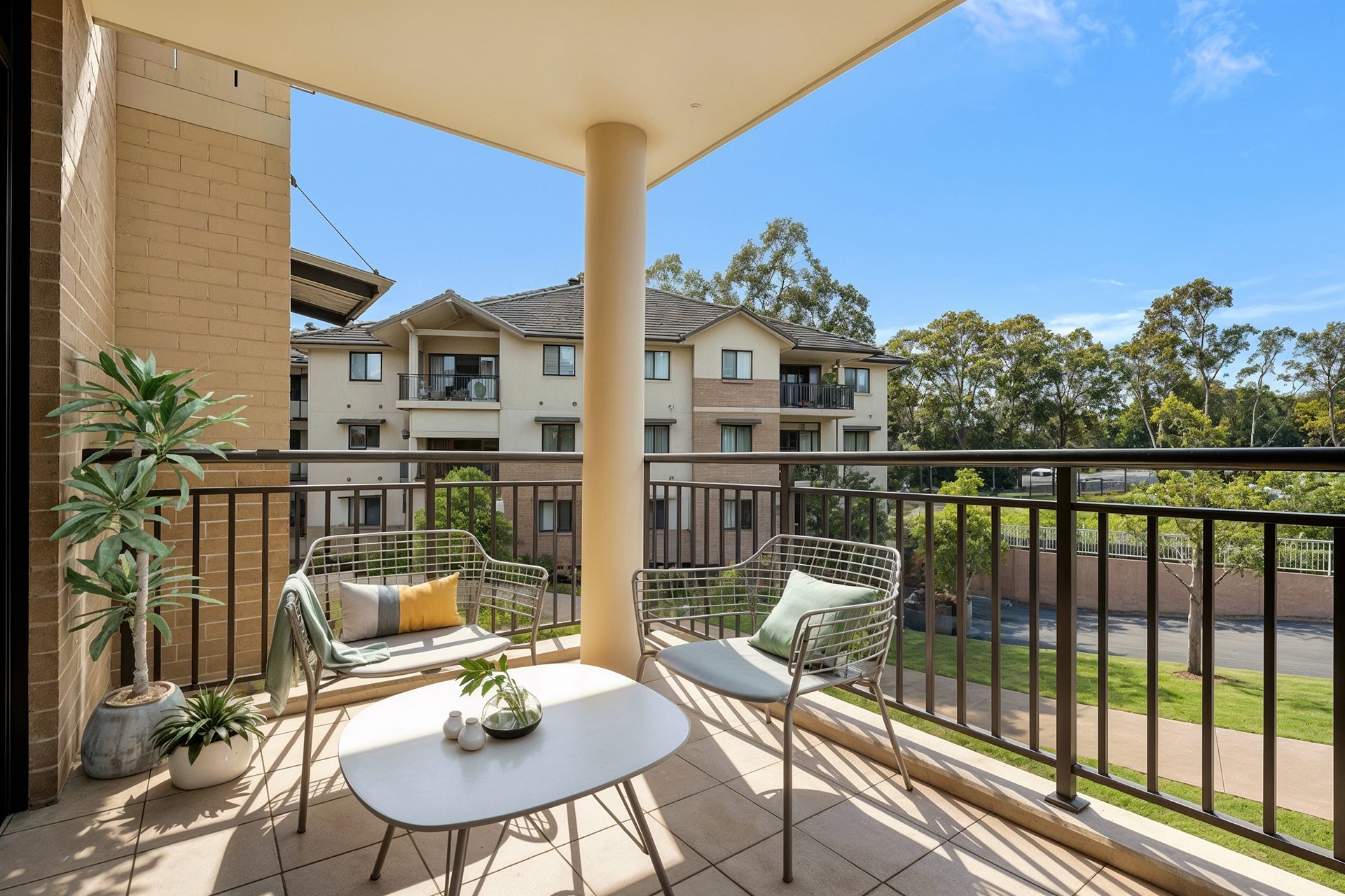 Macarthur 298 balcony