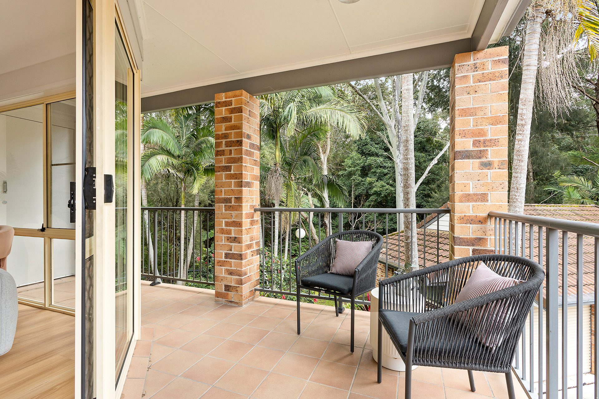 Unit 10 Staged Tarrawanna Gardens balcony