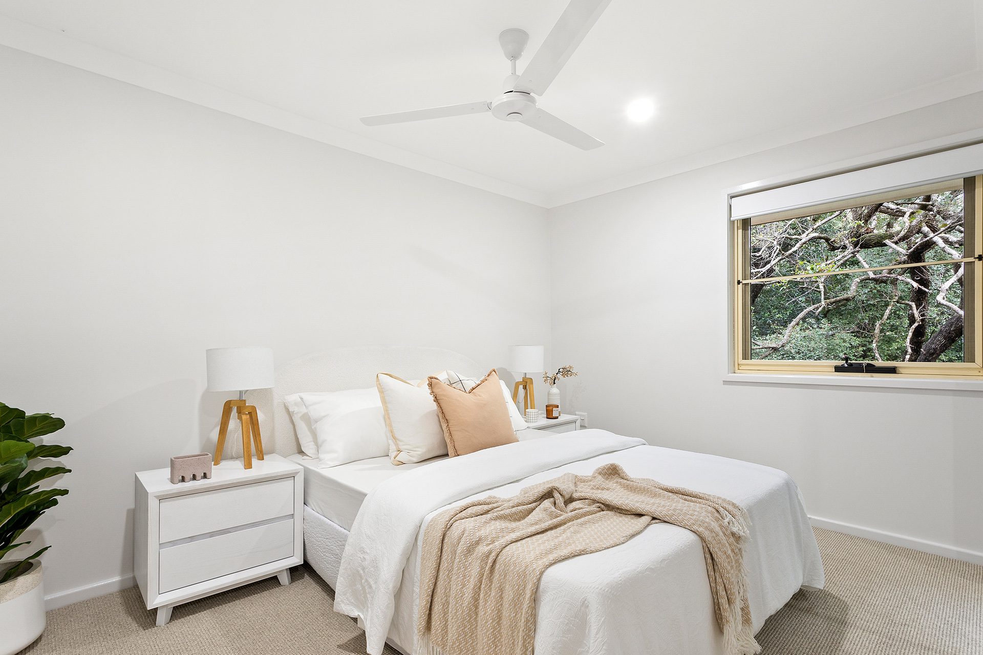 Unit 10 Staged Tarrawanna Gardens bedroom 2