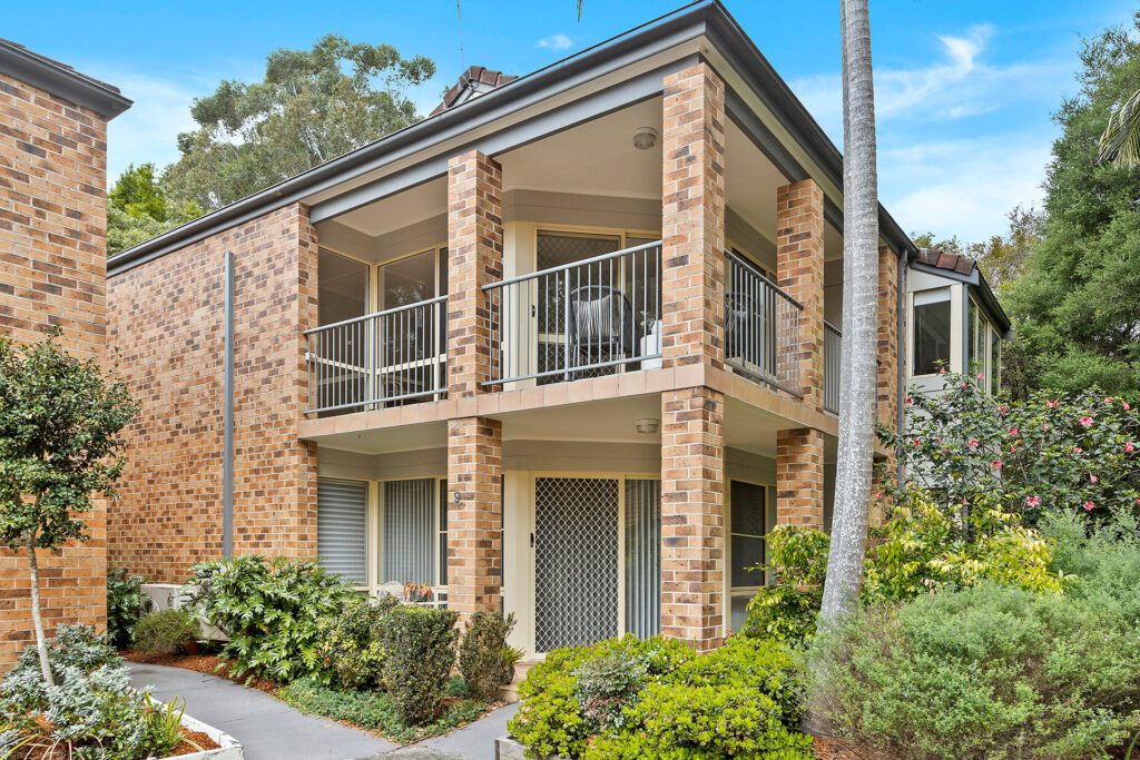 Unit 10 Staged Tarrawanna Gardens external