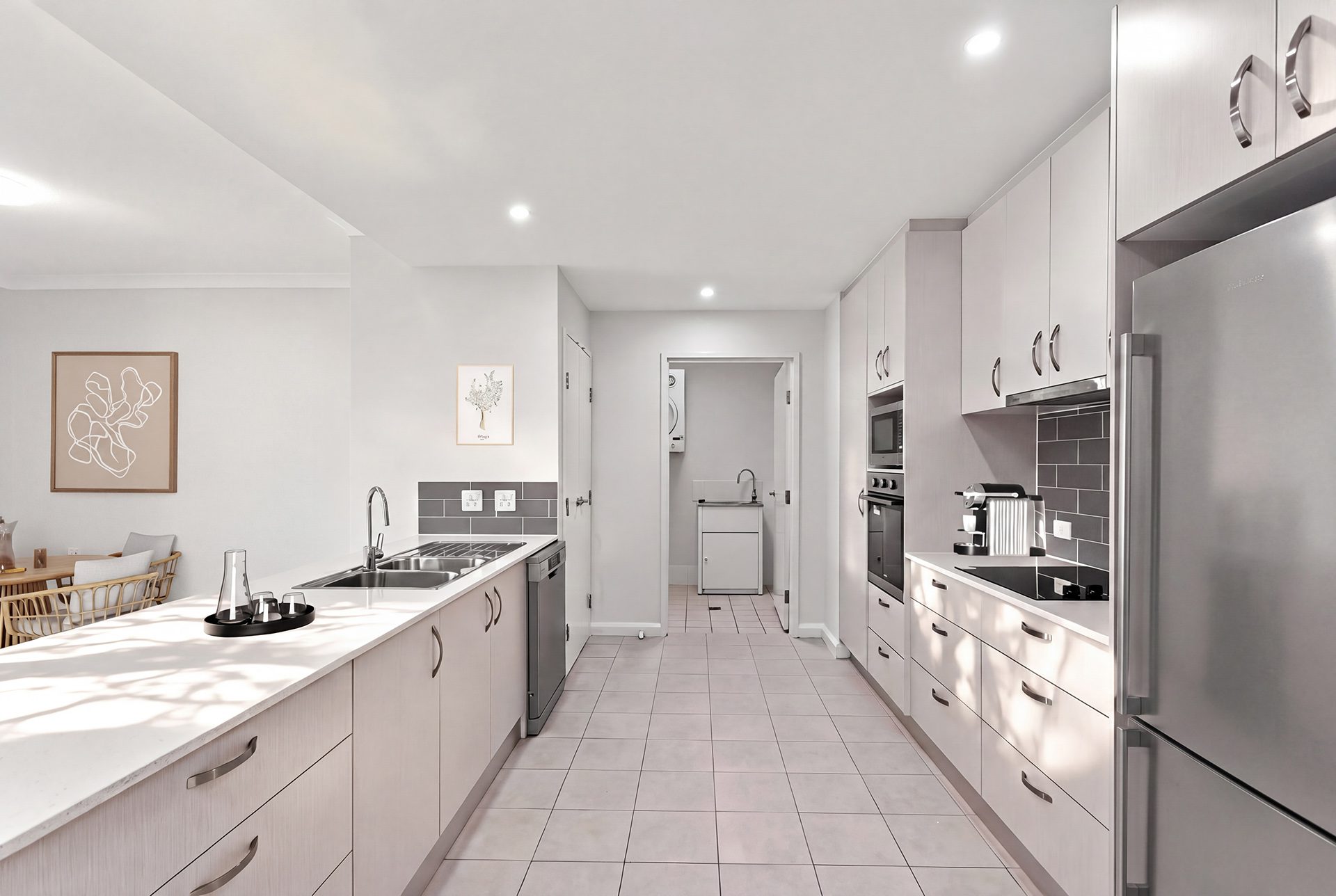 Unit 301 Macarthur kitchen