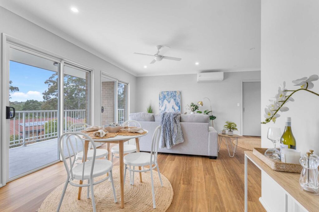 Dalmeny 122 Staged DINING (2)